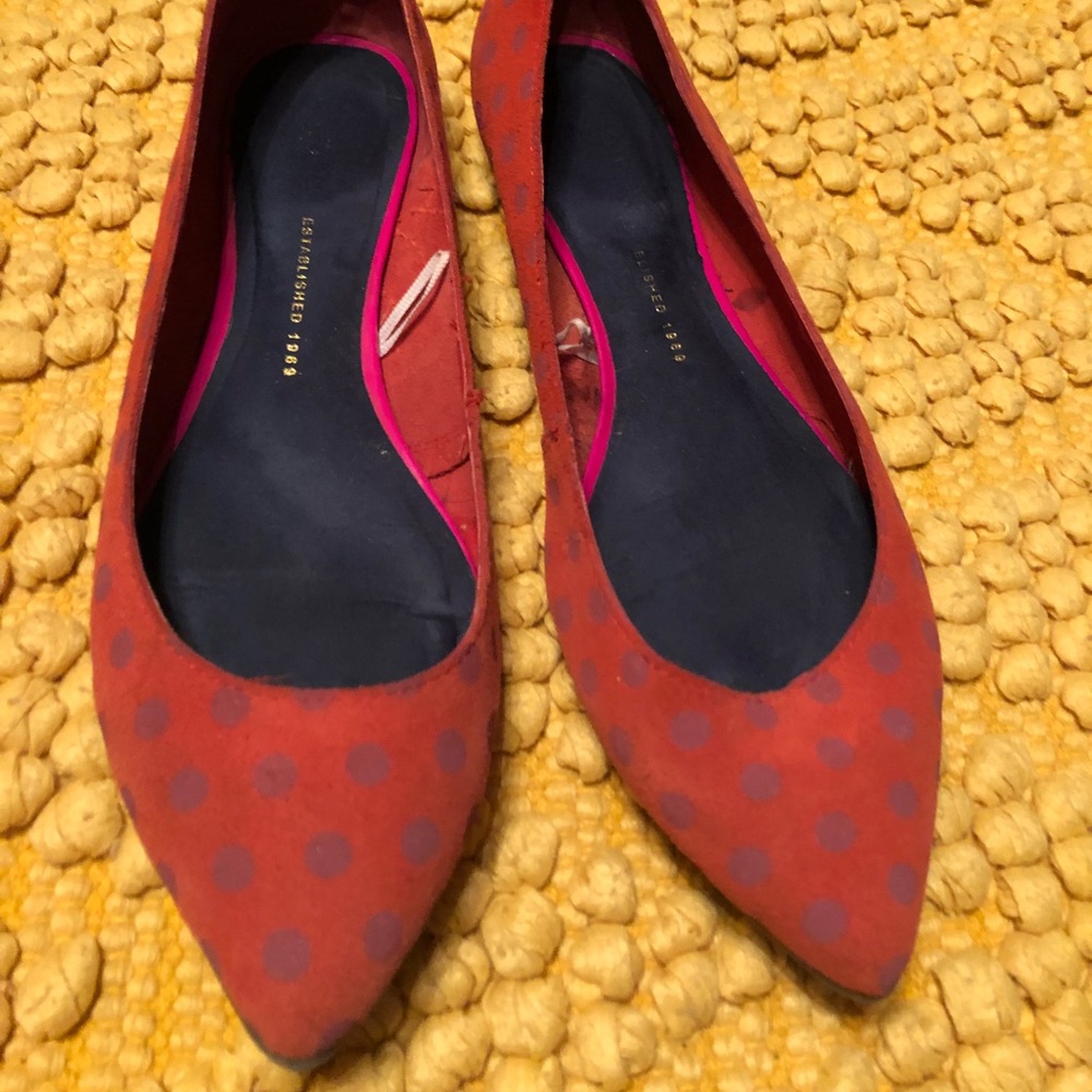 Gap flats size 10